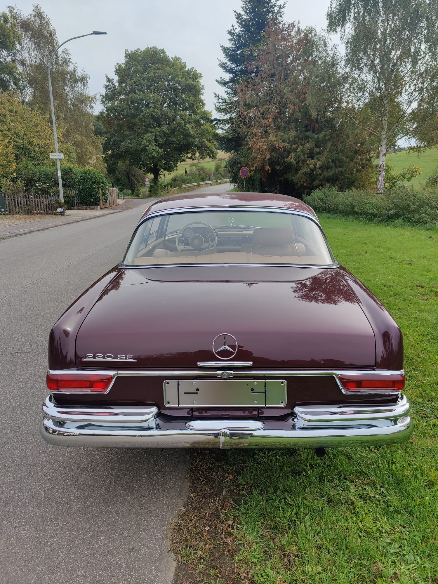 ein echtes Schmuckstück:  220SE (W111) Baujahr 1964 mit weitgehend originaler Substanz