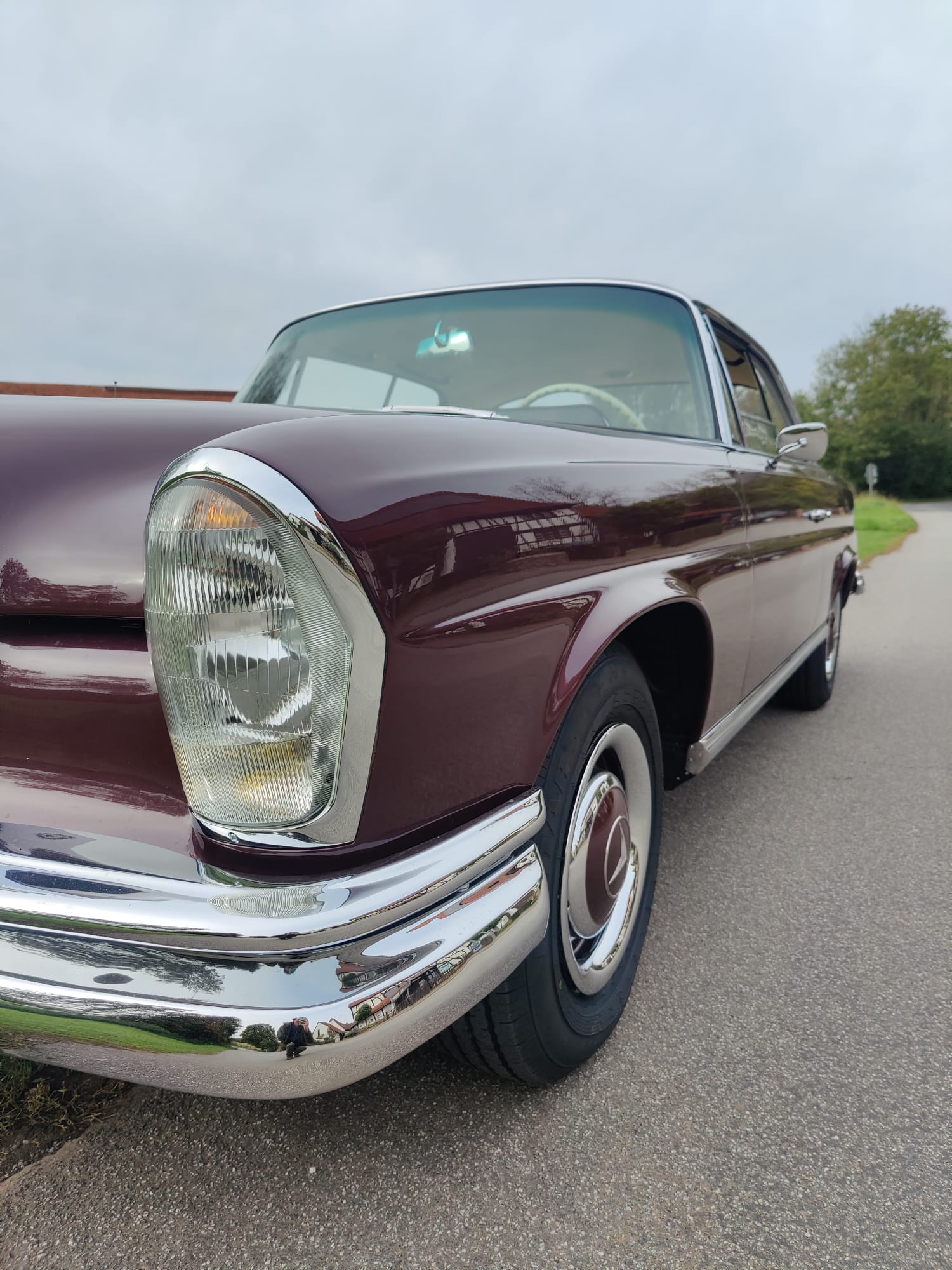 ein echtes Schmuckstück:  220SE (W111) Baujahr 1964 mit weitgehend originaler Substanz