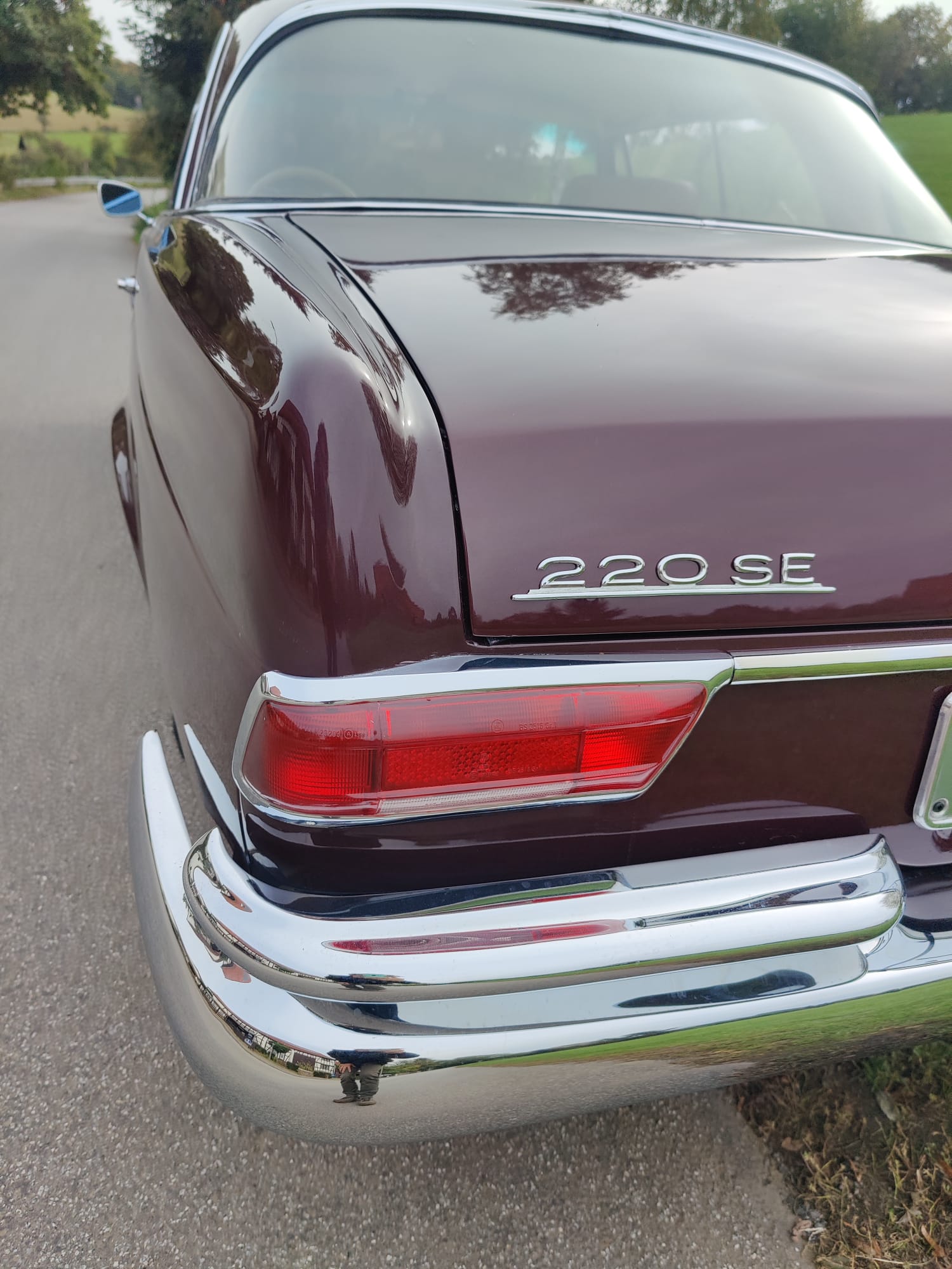 ein echtes Schmuckstück:  220SE (W111) Baujahr 1964 mit weitgehend originaler Substanz